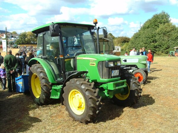 Máy Cày John Deere 5045D (45HP - 1 Cầu & 2 Cầu) Nhập Khẩu Veg4T